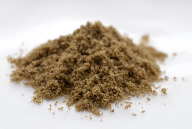 Mangimi a base di insetti per l'acquacoltura