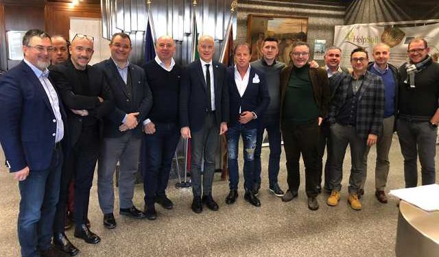 La salvaguardia dei litorali non confligge con semina e allevamento molluschi