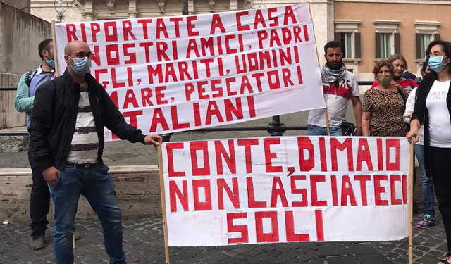 Pescherecci sequestrati