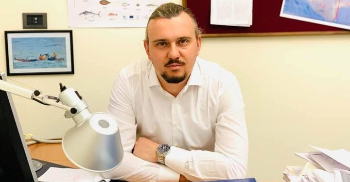 Viviani: governo vigili su speculazioni, caro gasolio insostenibile