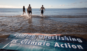 COP26, nuotata simbolo nell'Atlantico