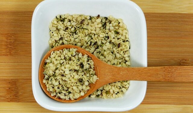 Canapa, nuovo possibile ingrediente nella dieta dei salmoni