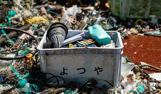 Fino all'86% della plastica del GPGP proviene dalla pesca d'altura