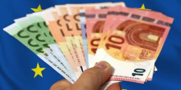 La bussola. Il sostegno economico della UE alle attività di pesca: compensazioni e investimenti -