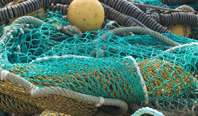 Rifiuti raccolti e prodotti in mare, progetti per i pescatori e a tutela dell'ambiente