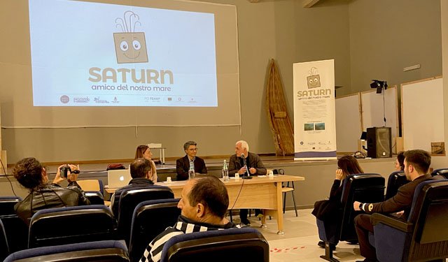 Barriere antistrascico per difendere la Costa del Sinis dalla pesca illegale 