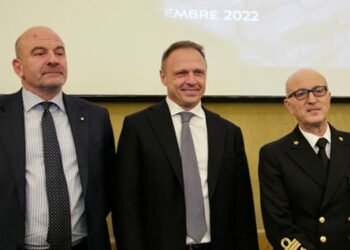 Alleanza Cooperative, bene Lollobrigida su riconoscimento mare asset strategico ma occorre cambio rotta