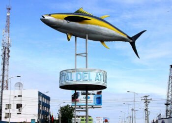 Eurodeputati in Ecuador per esaminare il settore della pesca