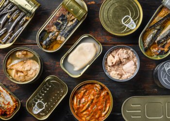 Pesce in scatola: vera tendnza anche al ristorante