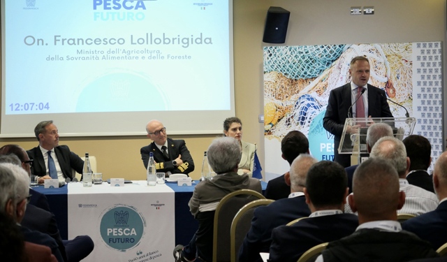 Federpesca, con il Ministro a Fiumicino per "Pesca Futuro"