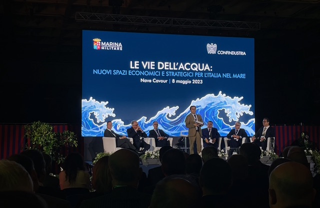 Federpesca a bordo della Cavour