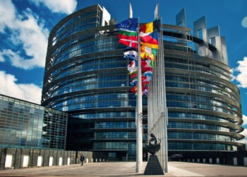 Approvate nuove norme UE sul controllo della pesca