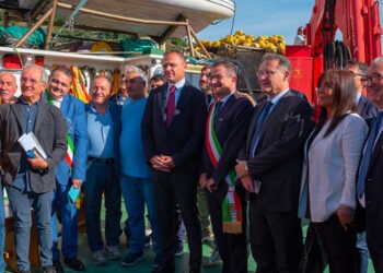 Pesca. Lollobrigida: proteggere e rafforzare il settore