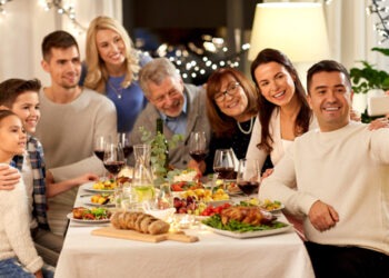 Pesce a tavola per le feste tra tradizione e innovazione