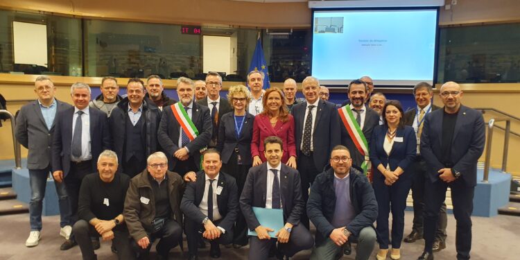 Granchio blu, Conte e Ghidoni: “Portato a Bruxelles l'allarme dei pescatori"