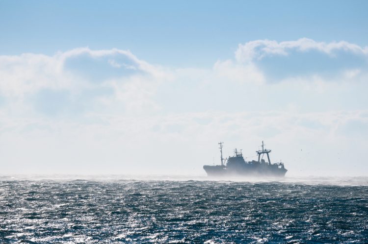 Il progetto e-FishMed sostiene la lotta alla pesca INN nel Mediterraneo