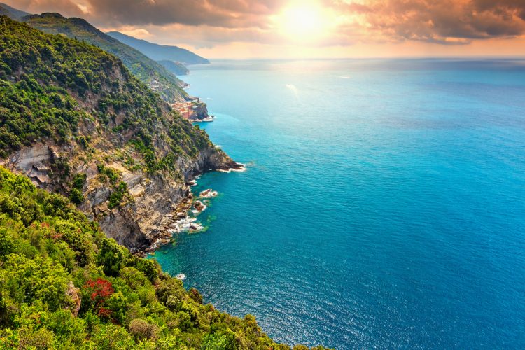 Cinque Terre. Zona di tutela speciale adotta la navigazione elettrica