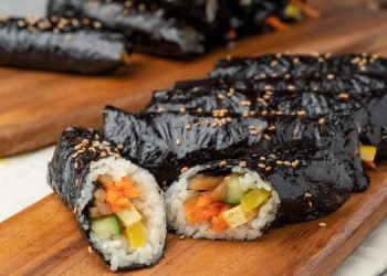 La crescente fama del gimbap coreano influenza il mercato delle alghe