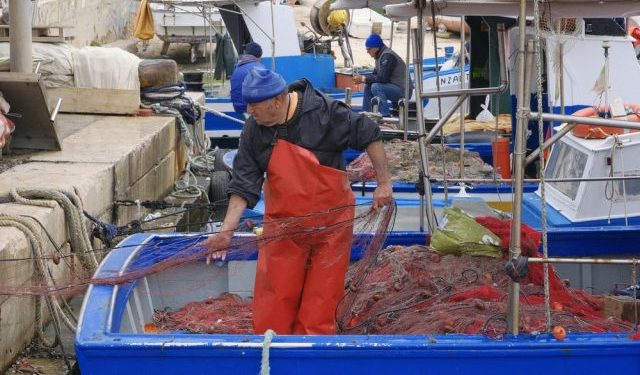 Fedagripesca: 7 pescatori su 10 scelgono mestiere per tradizione di famiglia