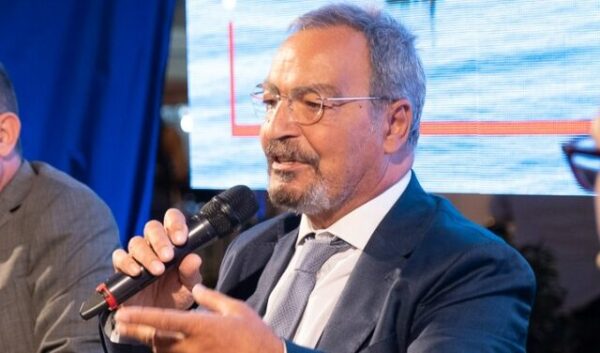 Scognamiglio: "Regolamentare pesca sportiva per non penalizzare settore professionale"