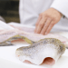 Lavorazione del pesce: la pulizia, la sfilettatura il recupero degli scarti