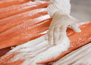 Mercato del salmone in fermento