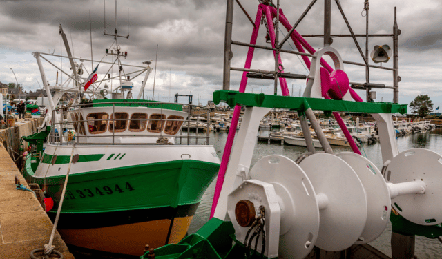 Pesca a strascico sotto attacco in Francia