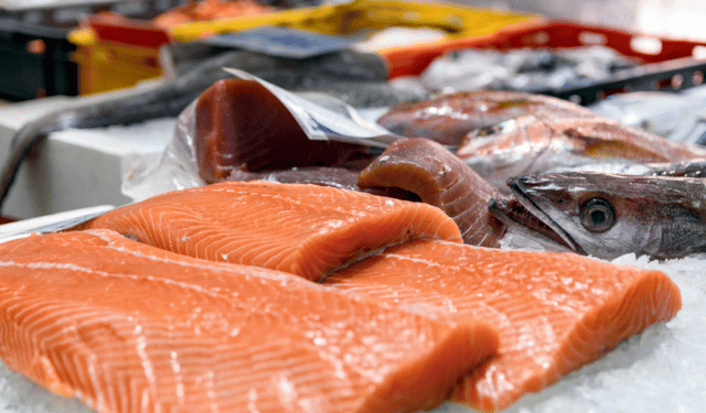 Salmone selvatico o allevato? Il DNA svela la verità sull'etichettatura