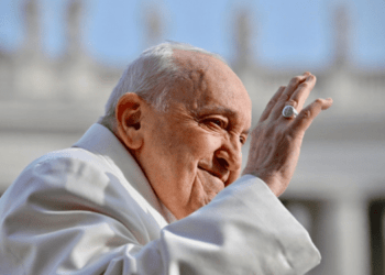 Le sirene dei pescherecci italiani suoneranno in omaggio a Papa Francesco