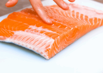 Il colore del filetto di salmone e lo stress ambientale