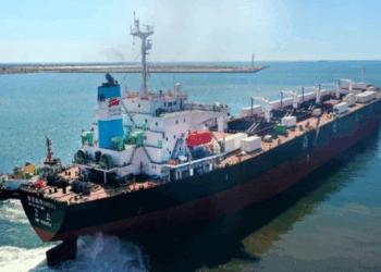 Acquacoltura a bordo: la Cina converte una nave cargo in allevamento galleggiante