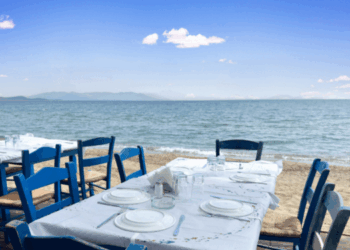 Italy’s Ferragosto 2025: Seafood Takes Center Stage in Summer Celebrations