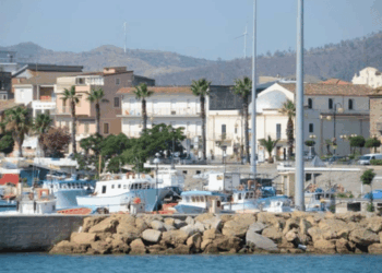 pesca della sardella in Calabria