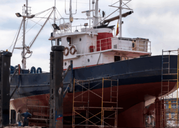 Peschereccio in cantiere per ammodernamento della flotta