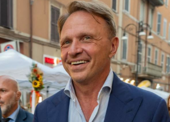Ministro Francesco Lollobrigida